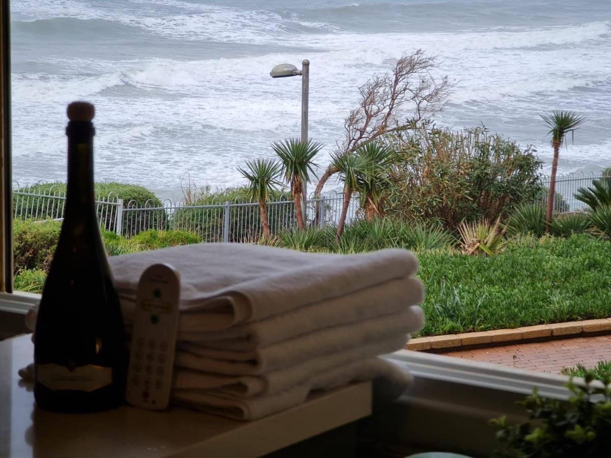 Magic On The Sea-Suites With A Private Jacuzzi And A Private Sea View Netanya Bagian luar foto